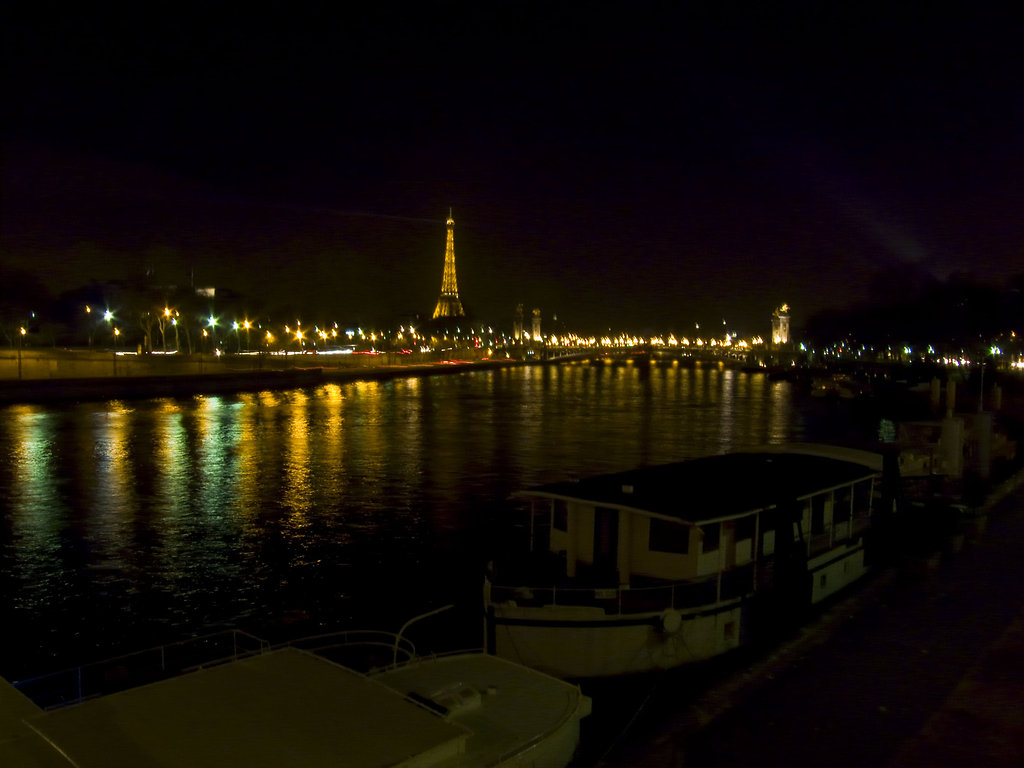 Paris-seine-1-toshop.jpg