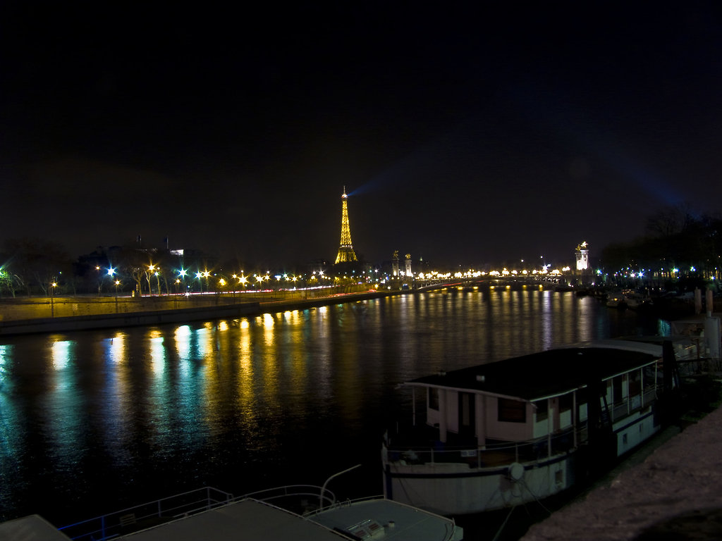 Paris-seine-2-toshop.jpg